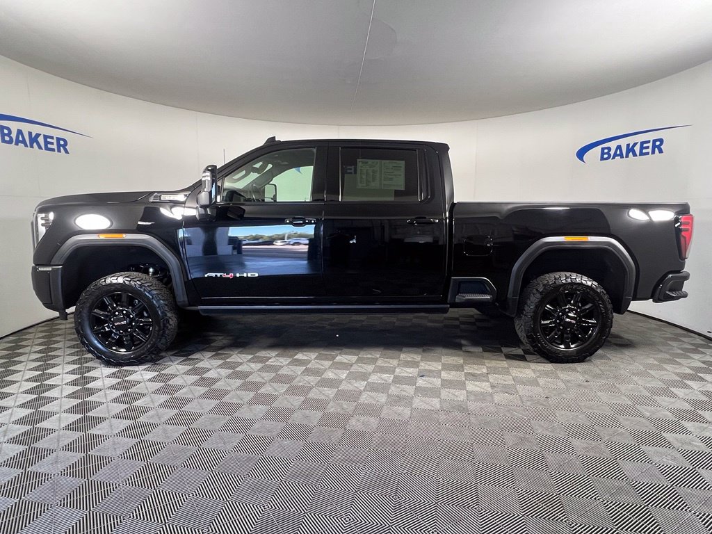Certified 2024 GMC Sierra 2500 AT4 w/ AT4 Premium Plus Package AWD/4WD image 2