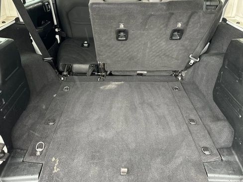 Used 2018 Jeep Wrangler Unlimited Sport AWD/4WD image 14