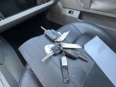 Used 2005 Volkswagen Beetle GLS image 57