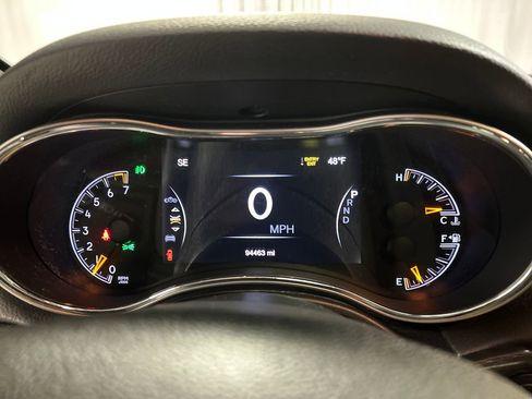 Used 2018 Jeep Grand Cherokee Trailhawk w/ Trailhawk Luxury Group image 16