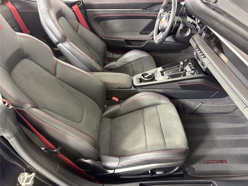 Used 2022 Porsche 911 Carrera GTS RWD image 14