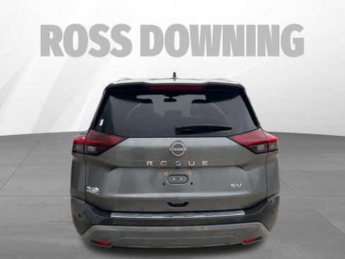 Used 2023 Nissan Rogue SV w/ SV Premium Package image 5