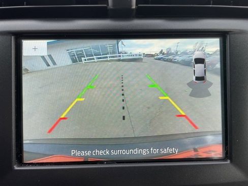 Used 2020 Ford Fusion SE image 11