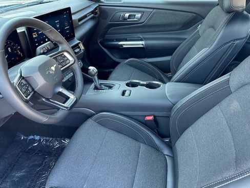 New 2025 Ford Mustang Coupe image 7