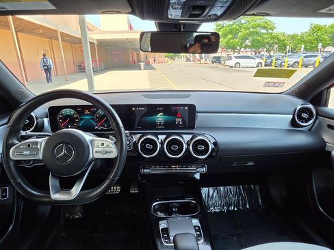 Used 2019 Mercedes-Benz A 220 4MATIC image 16