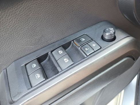 Used 2022 Toyota Tacoma TRD Sport w/ Technology Package RWD image 6