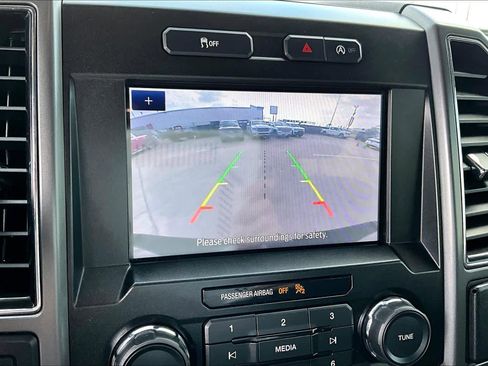 Used 2019 Ford F150 XLT image 27
