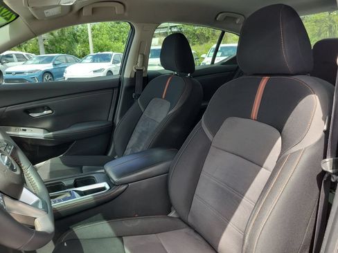 Used 2021 Nissan Sentra SR FWD image 19
