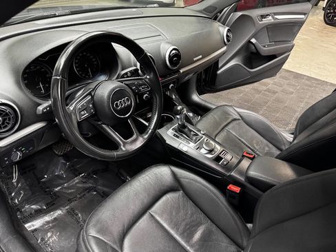 Used 2017 Audi A3 e-tron Premium image 30