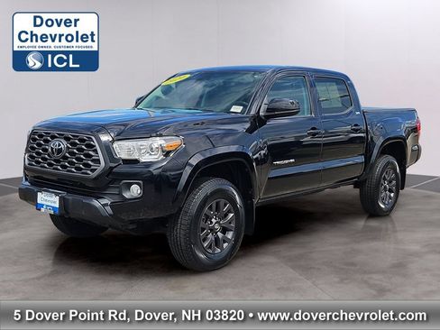 Used 2020 Toyota Tacoma SR5 AWD/4WD image 1