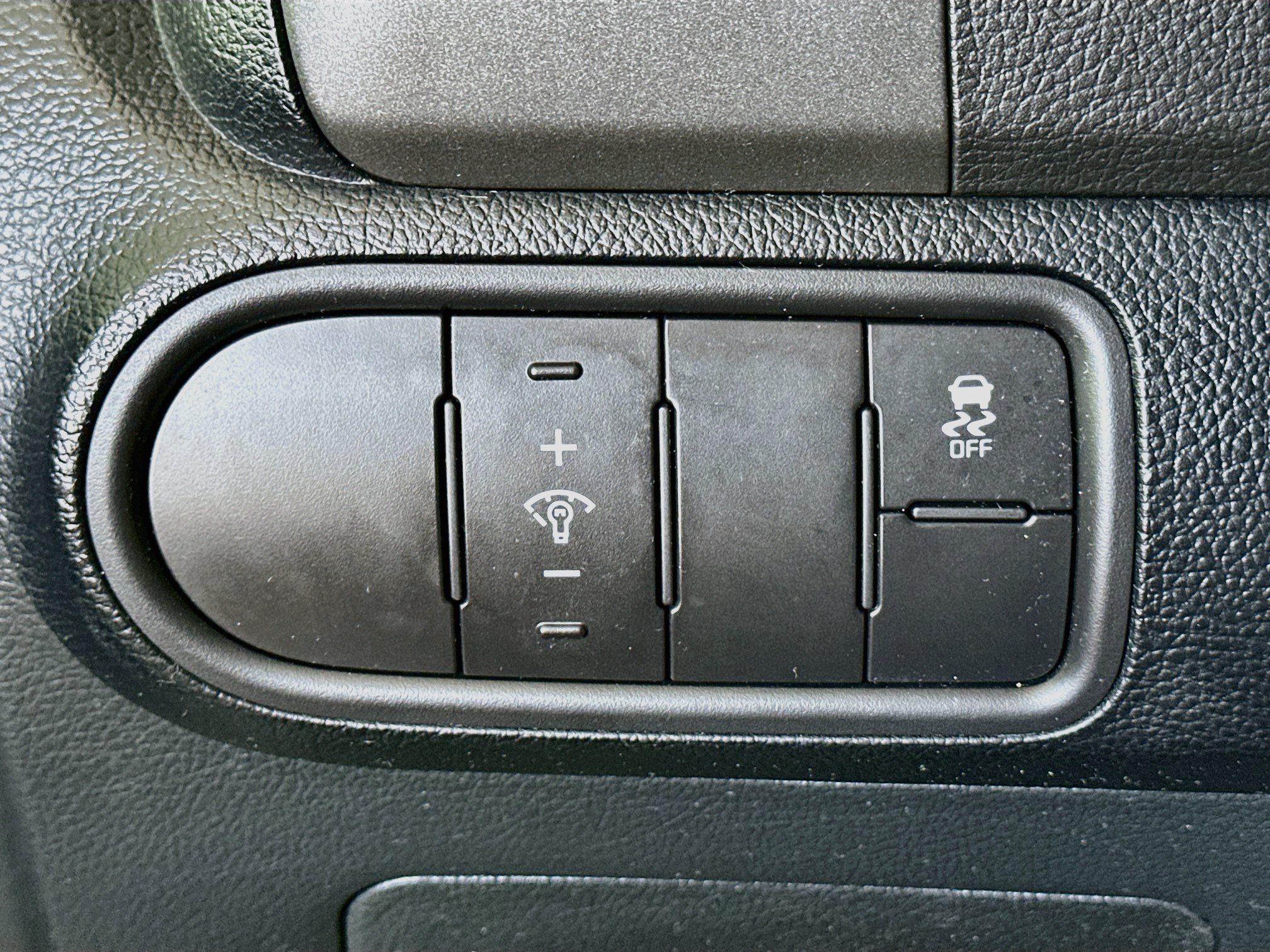 Used 2017 Kia Forte LX FWD image 16