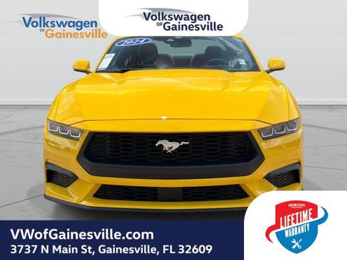 Used 2024 Ford Mustang Coupe RWD image 9