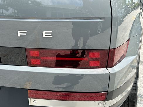 Used 2024 Hyundai Santa Fe Limited image 34