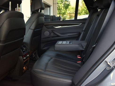 Used 2018 BMW X5 xDrive50i w/ M Sport Package image 37