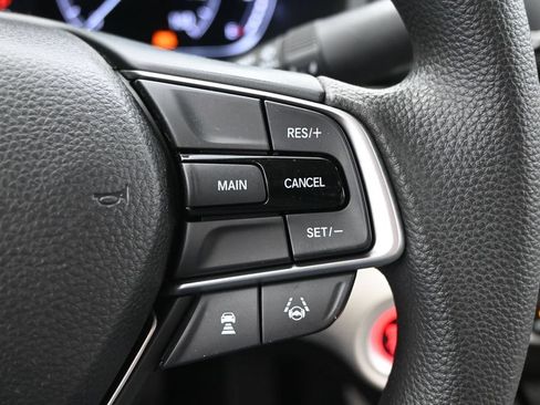 Used 2019 Honda Accord EX image 13