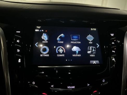 Certified 2018 Cadillac Escalade Platinum AWD/4WD image 13