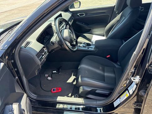 Used 2024 Honda Civic Sport image 3