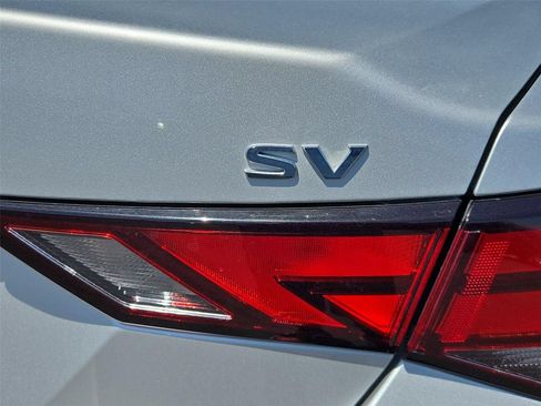 Used 2022 Nissan Sentra SV FWD image 23