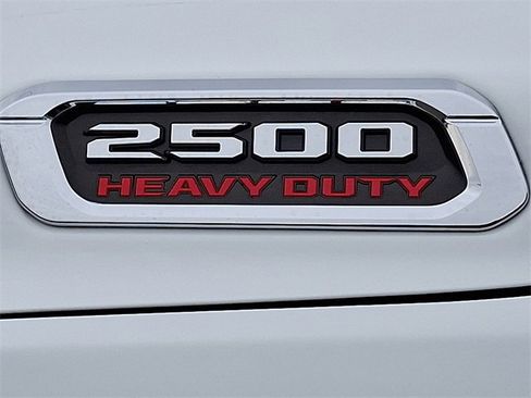 Used 2024 RAM 2500 Tradesman w/ Chrome Appearance Group image 28