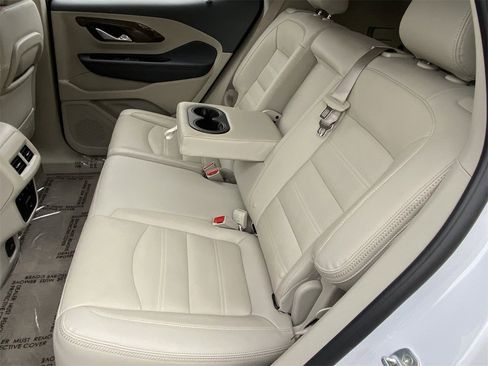 Used 2023 GMC Terrain Denali w/ Denali Premium Package image 17