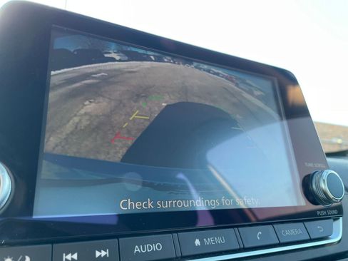 Used 2025 Nissan Altima 2.5 SV image 23