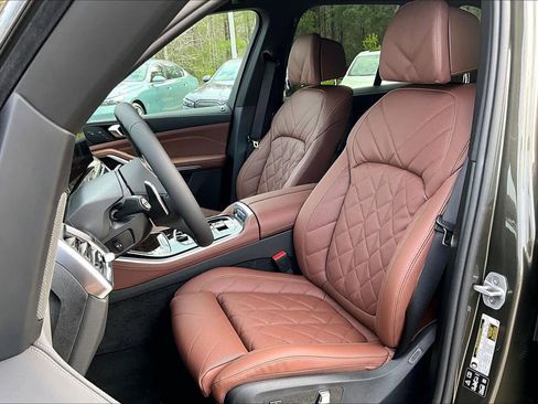 New 2026 BMW X5 xDrive40i w/ M Sport Package image 7
