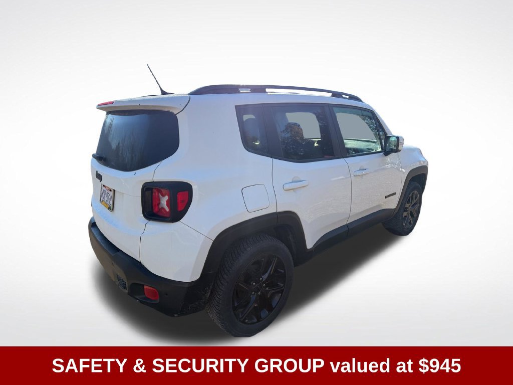 Used 2017 Jeep Renegade Altitude AWD/4WD image 5
