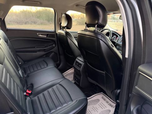 Used 2016 Ford Edge SEL w/ Equipment Group 201A image 14