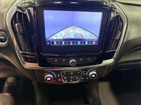 Used 2021 Chevrolet Traverse LT w/ LT Premium Package image 74