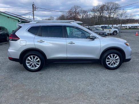 Used 2018 Nissan Rogue SV w/ Premium Package AWD/4WD image 9