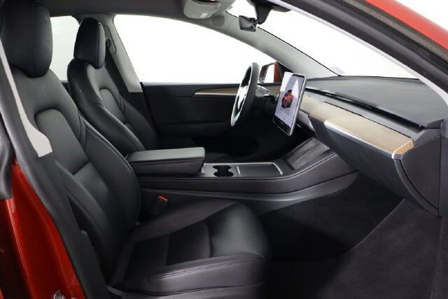 Used 2023 Tesla Model Y Long Range AWD/4WD image 18
