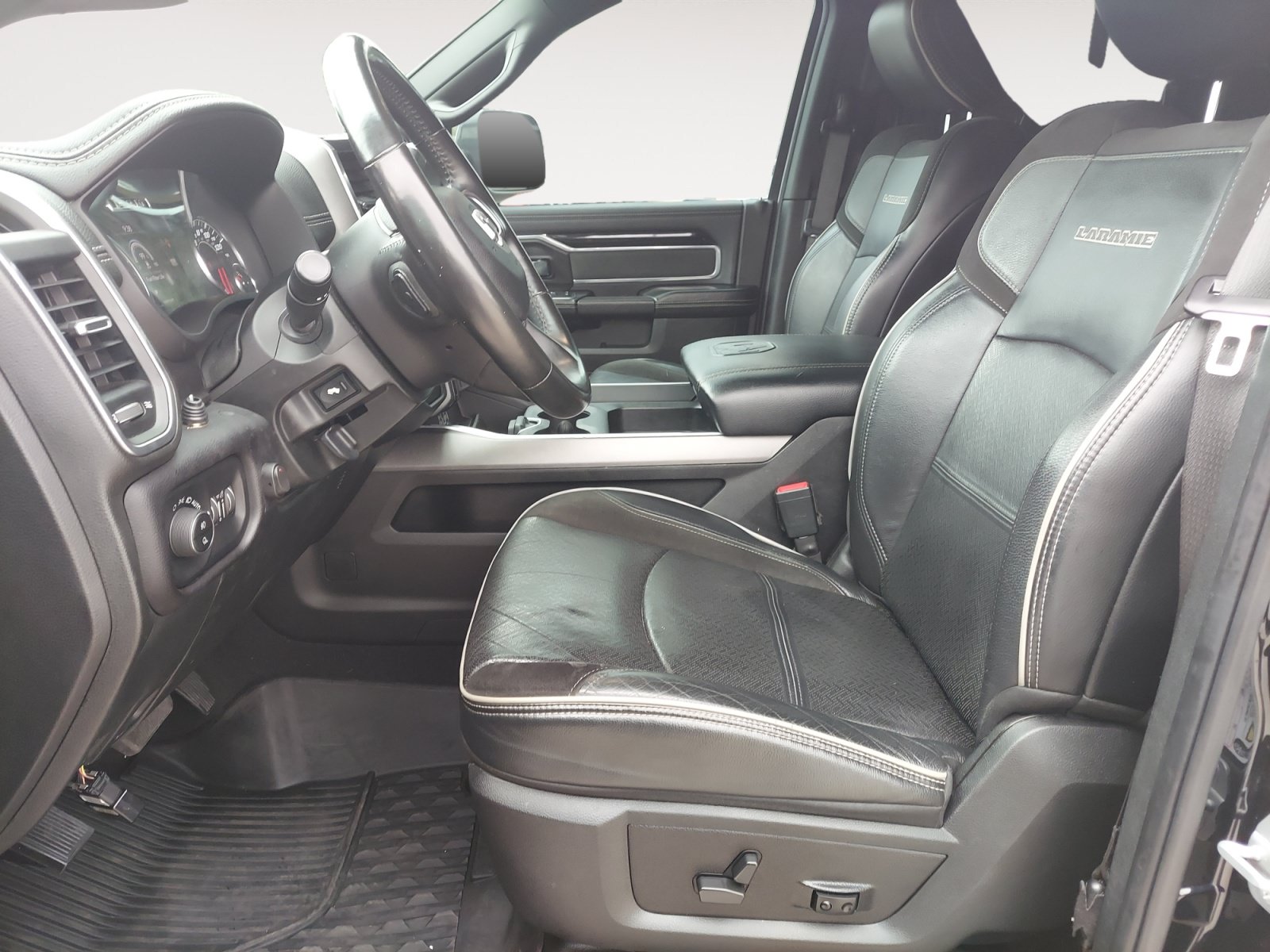 Used 2021 RAM 2500 Laramie AWD/4WD image 23