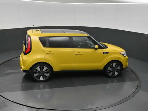 Used 2014 Kia Soul ! w/ Sun & Sound Package FWD image 17