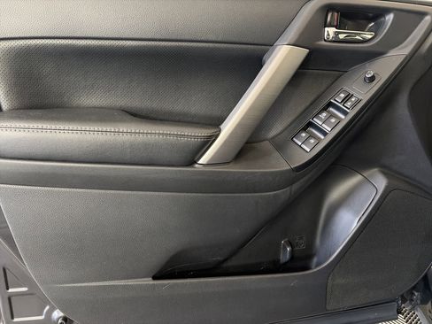 Used 2016 Subaru Forester 2.0XT Premium image 14