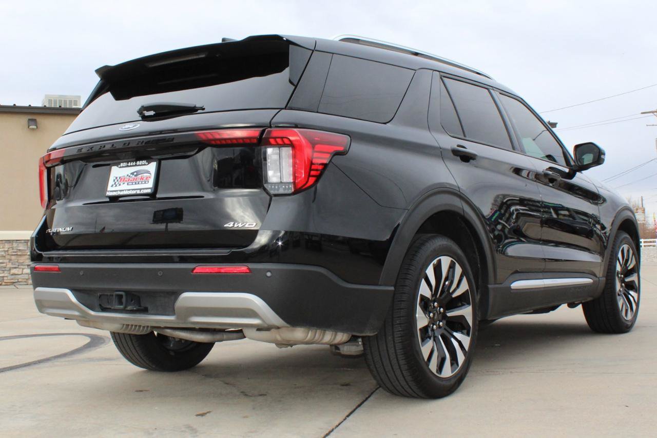Used 2025 Ford Explorer Platinum w/ LUX Leather Package AWD/4WD image 30