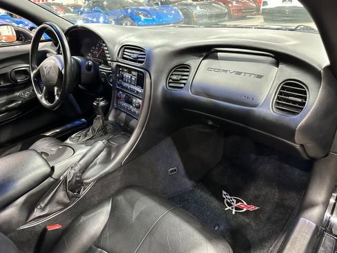 Used 1999 Chevrolet Corvette Convertible w/ Performance Handling Pkg image 11