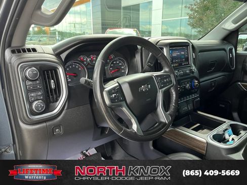 Used 2021 Chevrolet Silverado 1500 LT Trail Boss w/ Convenience Package II AWD/4WD image 6