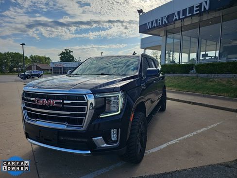 Used 2022 GMC Yukon XL SLT w/ SLT Luxury Package AWD/4WD image 8