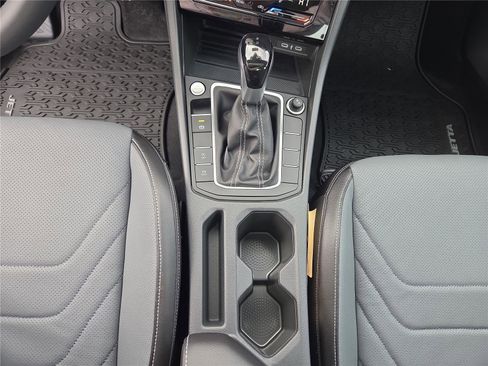 New 2026 Volkswagen Jetta SEL image 22