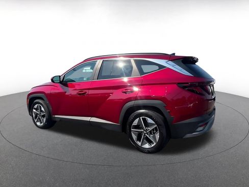Used 2025 Hyundai Tucson SEL FWD image 7