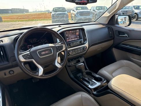 Used 2015 GMC Canyon SLT w/ Driver Alert Package RWD image 11