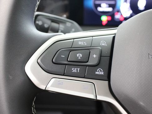 New 2026 Volkswagen Tiguan S FWD image 23