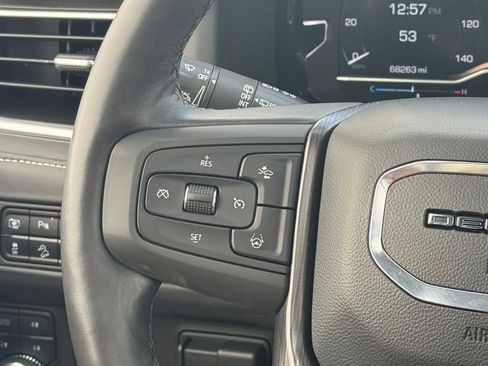 Used 2023 GMC Yukon XL Denali Ultimate image 21