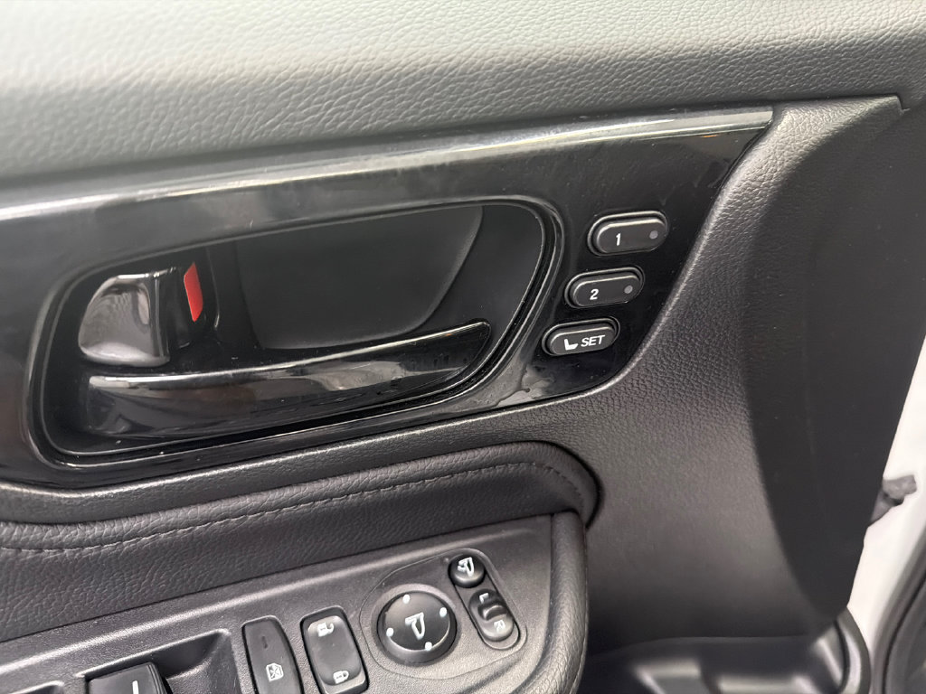 Used 2024 Honda Odyssey Elite image 12
