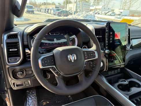 Used 2026 RAM 1500 Laramie w/ Night Edition image 13