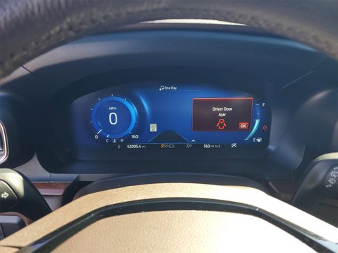 Certified 2022 Ford Explorer King Ranch image 23