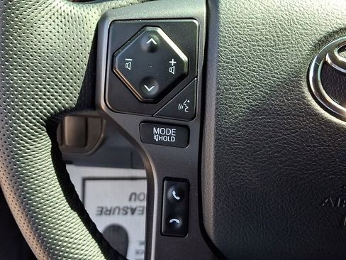 Used 2023 Toyota Tacoma TRD Pro AWD/4WD image 22