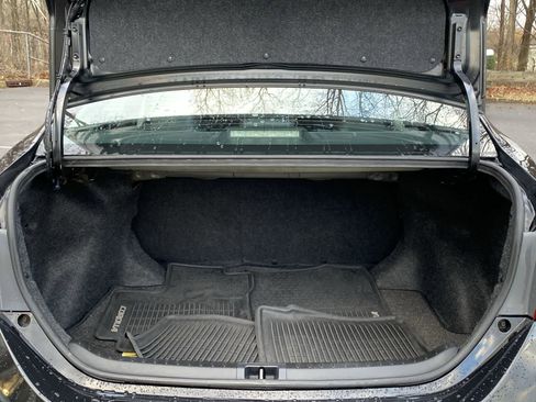 Used 2015 Toyota Corolla S image 16