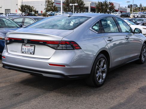 Certified 2024 Honda Accord EX image 25