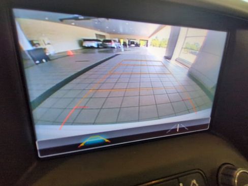 Used 2019 GMC Acadia SLT FWD image 8